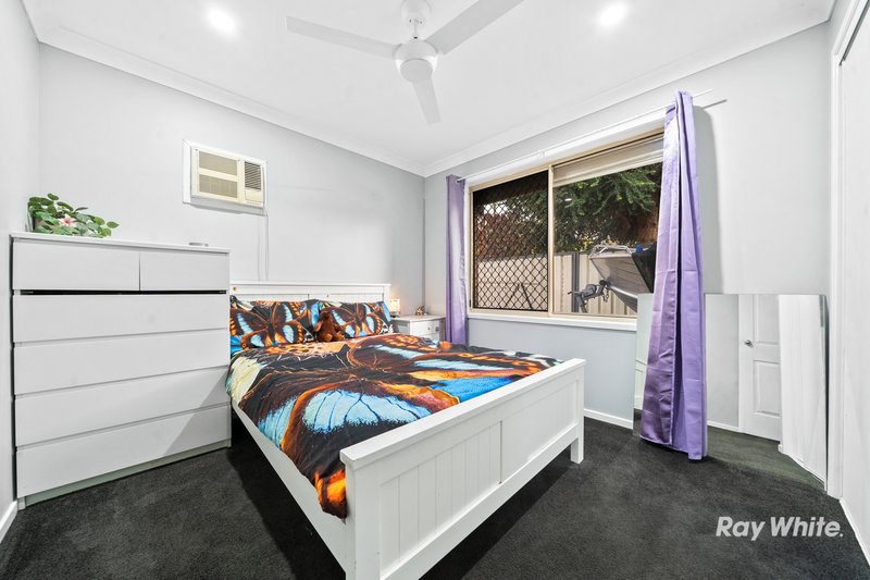 Photo - 6 Billabong Court, Regents Park QLD 4118 - Image 9