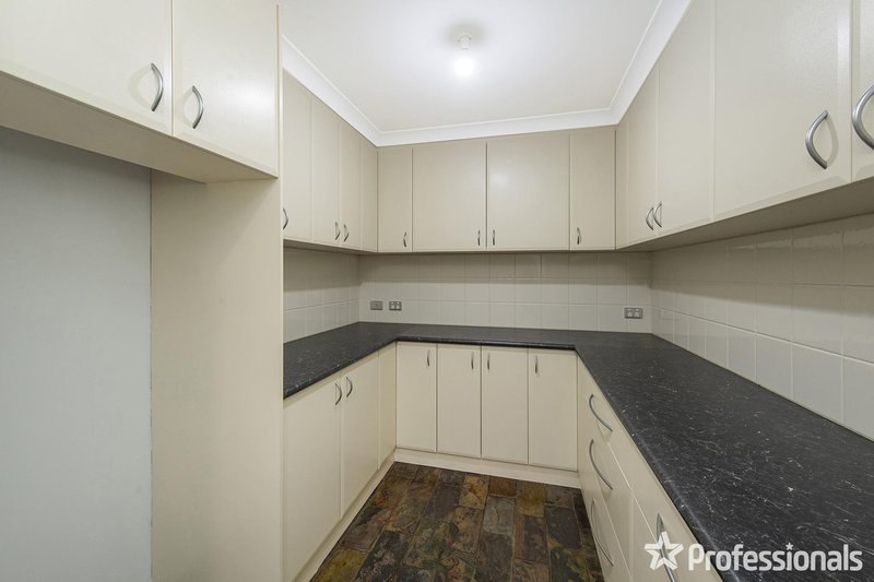 Photo - 6 Biloxie Place, Warnbro WA 6169 - Image 7