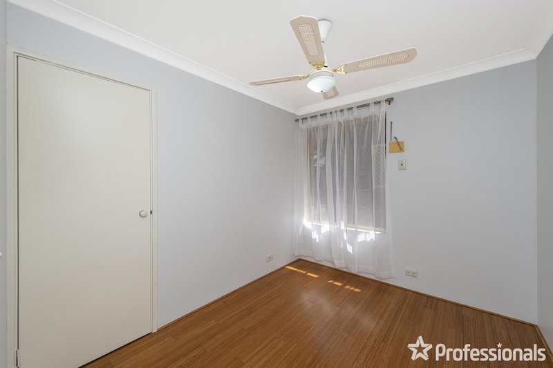 Photo - 6 Biloxie Place, Warnbro WA 6169 - Image 17