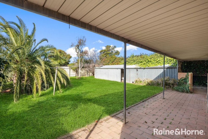 Photo - 6 Bimbadene Road, Reynella SA 5161 - Image 9