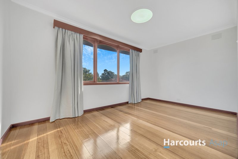 Photo - 6 Binya Court, Dandenong North VIC 3175 - Image 2