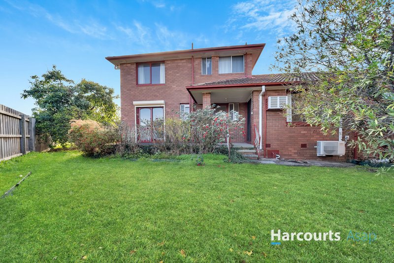 Photo - 6 Binya Court, Dandenong North VIC 3175 - Image 4