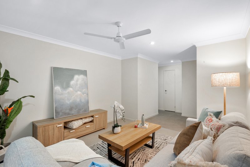 Photo - 6 Binyang Avenue, Glenmore Park NSW 2745 - Image 7