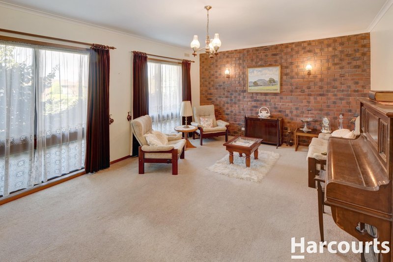 Photo - 6 Birch Avenue, Horsham VIC 3400 - Image 7