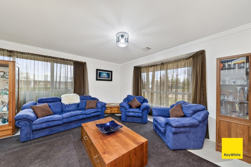 Photo - 6 Birch Drive, Bungendore NSW 2621 - Image 6