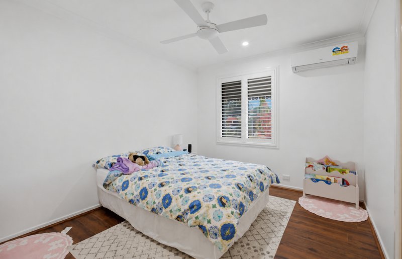 Photo - 6 Birkenhead Crescent, Forest Lake QLD 4078 - Image 14