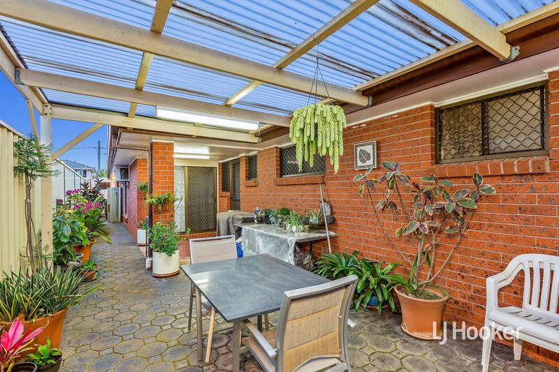 Photo - 6 Birkett Court, Altona Meadows VIC 3028 - Image 13