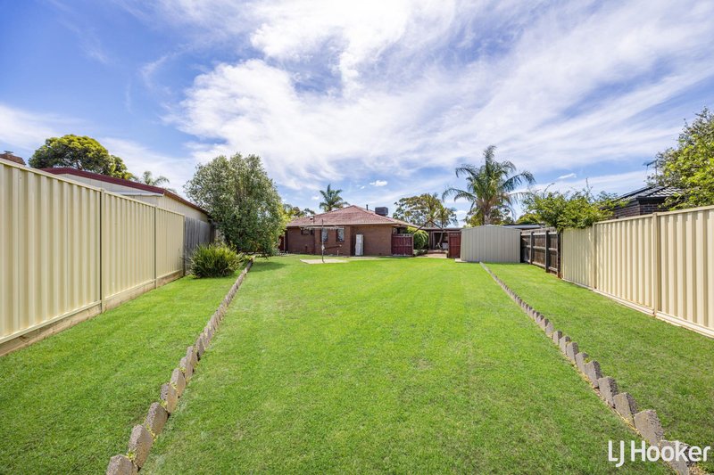 Photo - 6 Bishop Place, Melton West VIC 3337 - Image 15