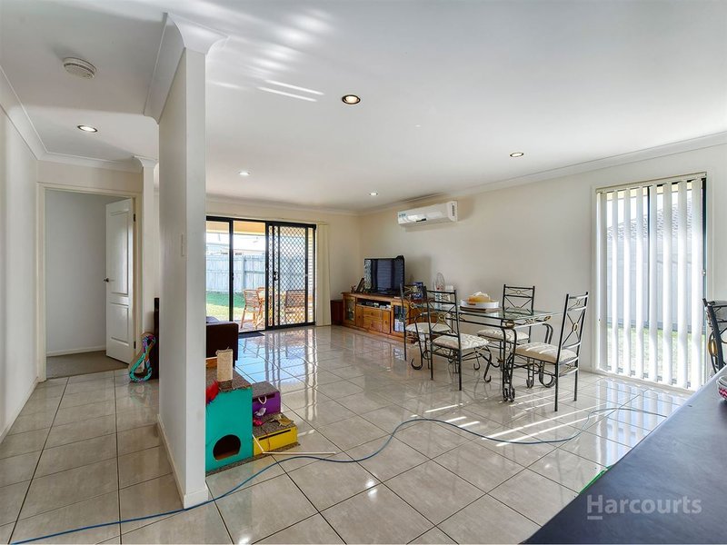 Photo - 6 Bitou Close, Morayfield QLD 4506 - Image 3