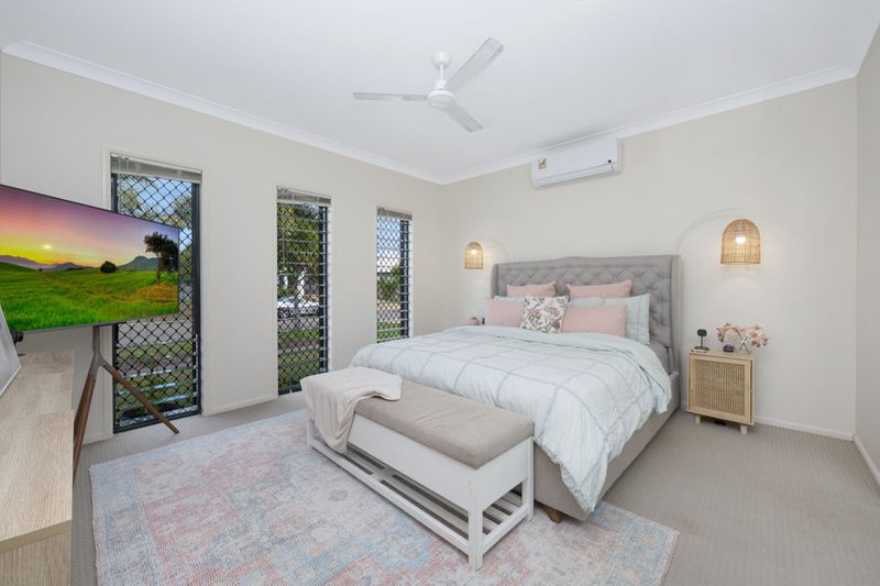 Photo - 6 Black Apple Avenue, Mount Low QLD 4818 - Image 5