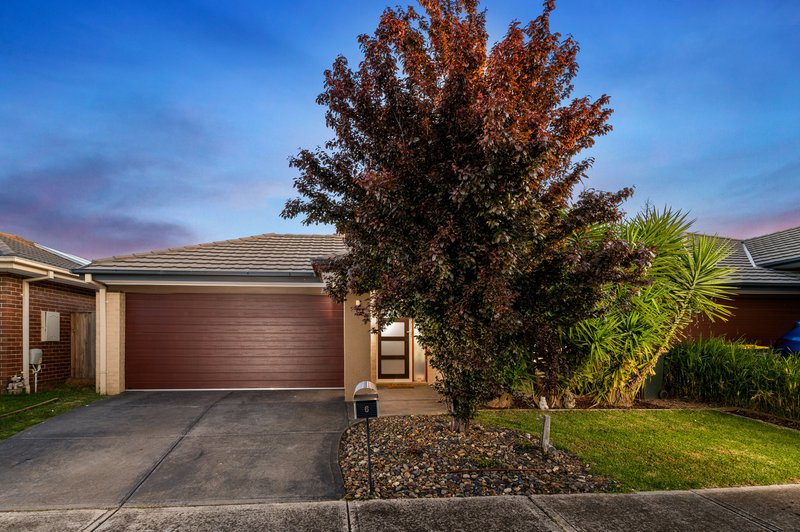 6 Blackbird Crescent, Doreen VIC 3754