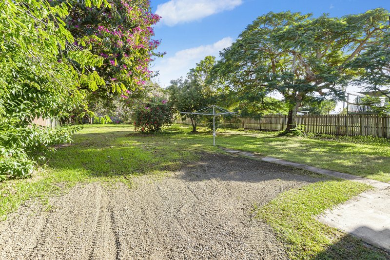 Photo - 6 Blackbourn Street, Granville QLD 4650 - Image 4