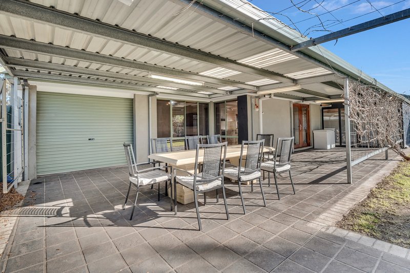 Photo - 6 Bonney Place, Roxburgh Park VIC 3064 - Image 15