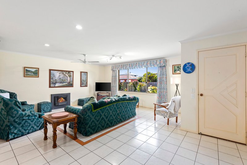 Photo - 6 Boolarra Avenue, Clifton Springs VIC 3222 - Image 5