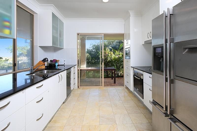 Photo - 6 Boonabah Place, Caloundra West QLD 4551 - Image 2