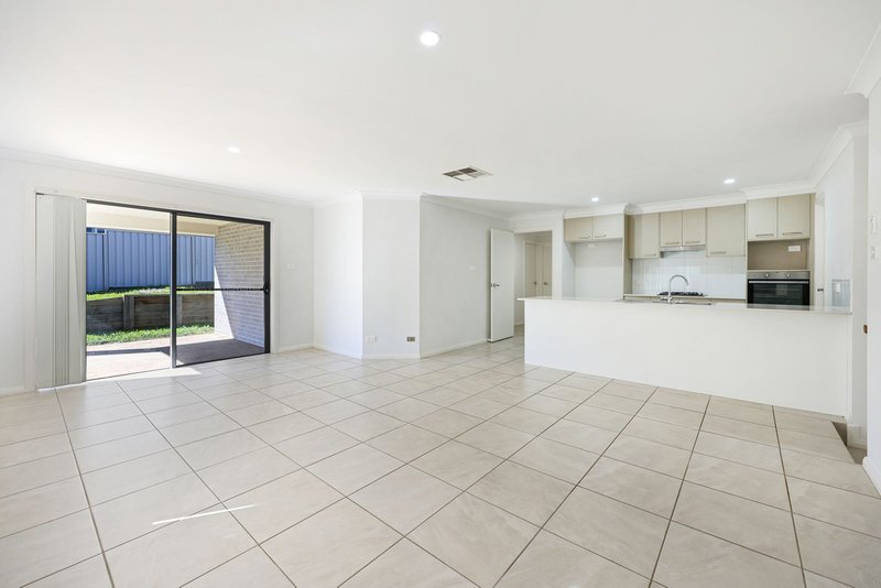 Photo - 6 Borrowdale Close, Tamworth NSW 2340 - Image 3