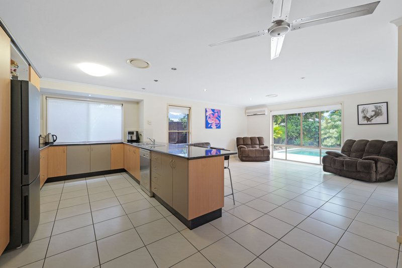 Photo - 6 Botany Drive, Pelican Waters QLD 4551 - Image 4