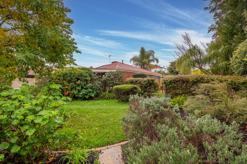 Photo - 6 Bovell Gardens, Leeming WA 6149 - Image 21