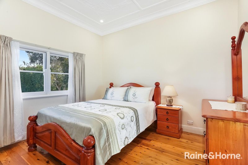 Photo - 6 Bower Street, Roselands NSW 2196 - Image 7