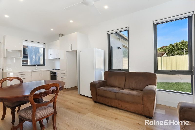 Photo - 6 Bower Street, Roselands NSW 2196 - Image 9