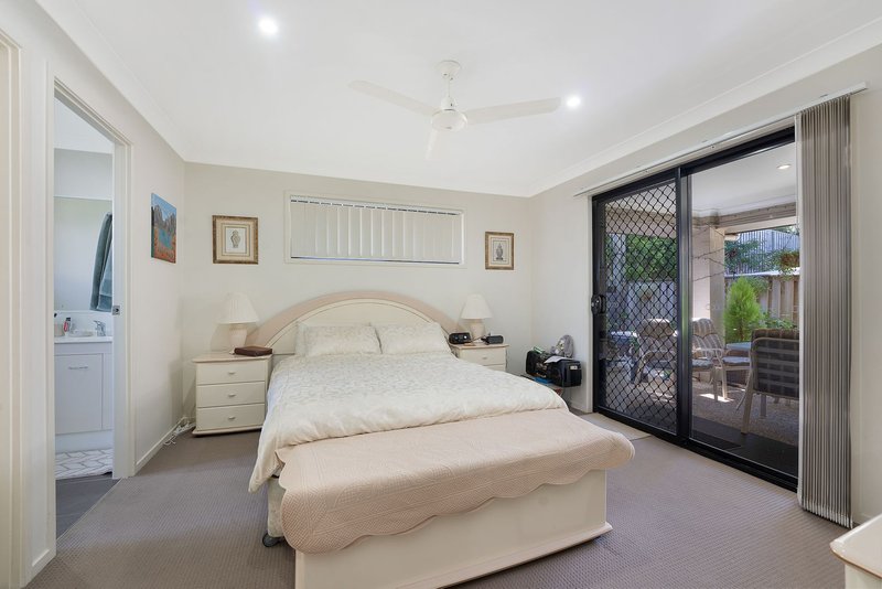 Photo - 6 Bowerbird Crescent, Dakabin QLD 4503 - Image 6