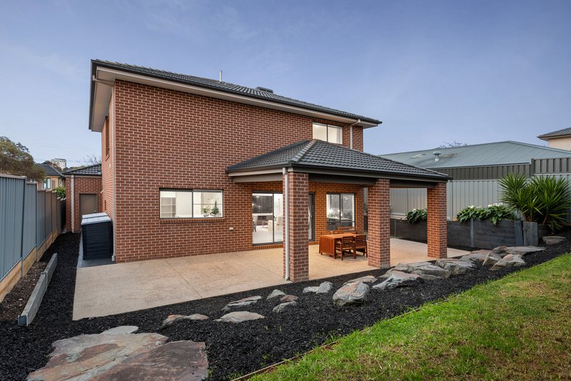 Photo - 6 Boxleigh Grove, Box Hill North VIC 3129 - Image 15