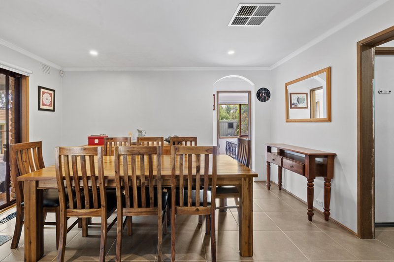 Photo - 6 Boyd Court, Scoresby VIC 3179 - Image 5