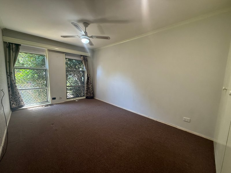 Photo - 6 Bracknell Street, Keysborough VIC 3173 - Image 7