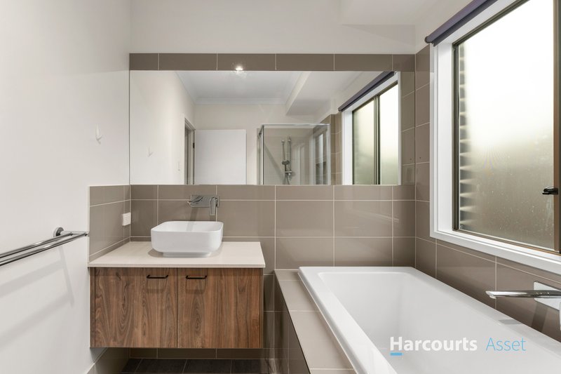 Photo - 6 Bradfield Street, Flagstone QLD 4280 - Image 17