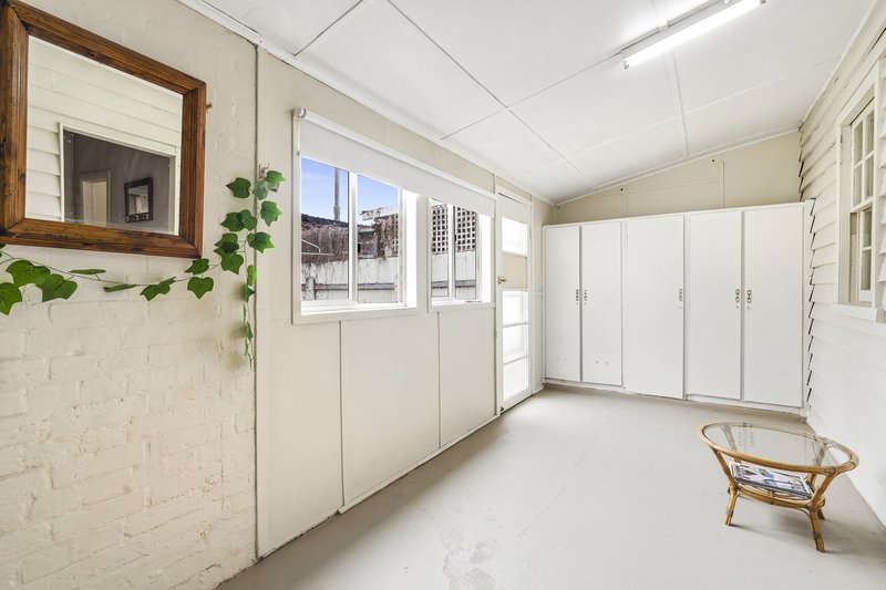 Photo - 6 Bradley Street, Goulburn NSW 2580 - Image 8