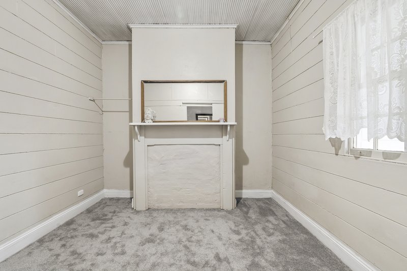 Photo - 6 Bradley Street, Goulburn NSW 2580 - Image 12