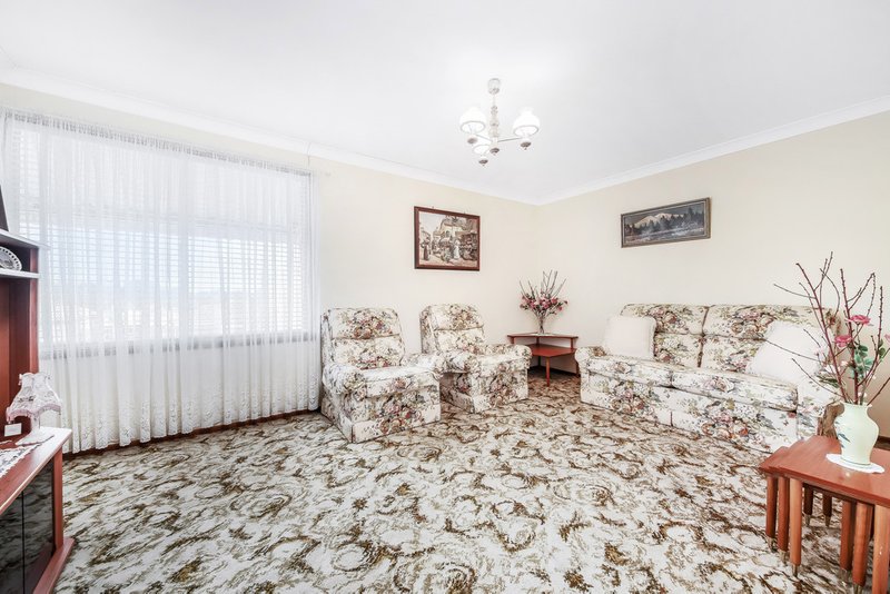 Photo - 6 Breasley Avenue, Yagoona NSW 2199 - Image 5