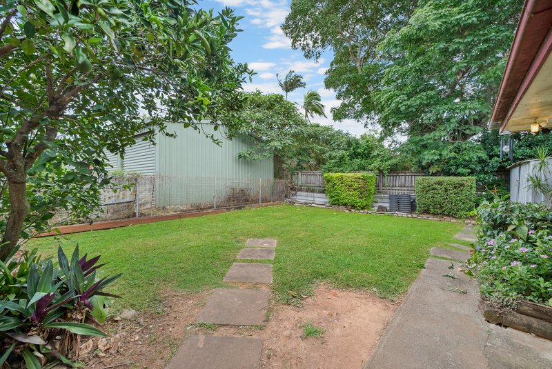 Photo - 6 Brennan Parade, Strathpine QLD 4500 - Image 12