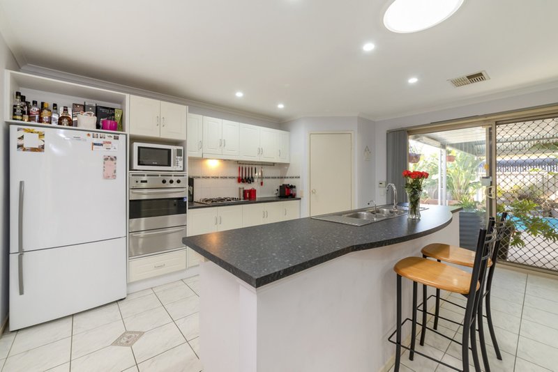 Photo - 6 Bresse Street, Parafield Gardens SA 5107 - Image 6