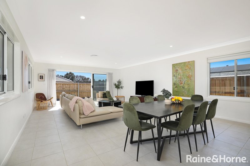 Photo - 6 Briar Place, Moss Vale NSW 2577 - Image 4