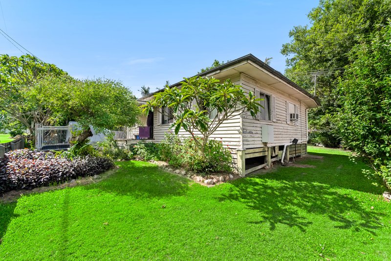 Photo - 6 Bridge Street, Redbank QLD 4301 - Image 2