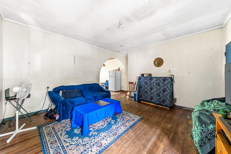 Photo - 6 Bridge Street, Redbank QLD 4301 - Image 9