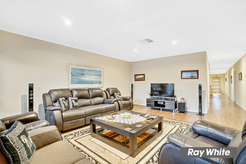 Photo - 6 Brinbrook Street, Tarneit VIC 3029 - Image 7