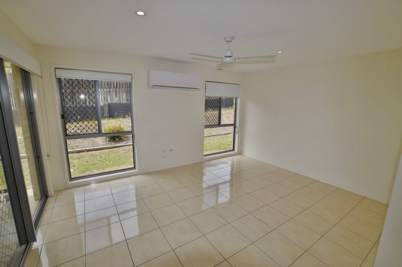 Photo - 6 Brindabella Parade, New Auckland QLD 4680 - Image 4