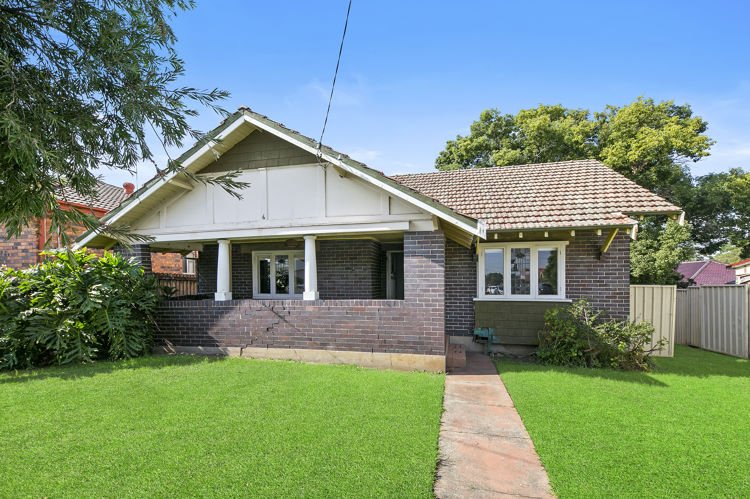 6 Britannia Avenue, Merrylands NSW 2160