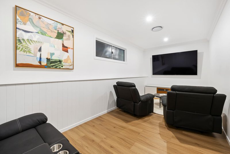 Photo - 6 Broadbent Street, Ashgrove QLD 4060 - Image 19