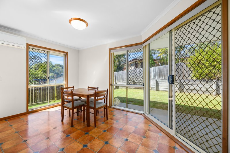 Photo - 6 Brolgaglen Close, Ferny Grove QLD 4055 - Image 3