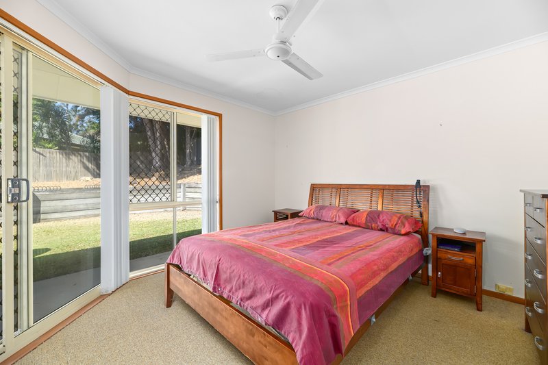 Photo - 6 Brolgaglen Close, Ferny Grove QLD 4055 - Image 5