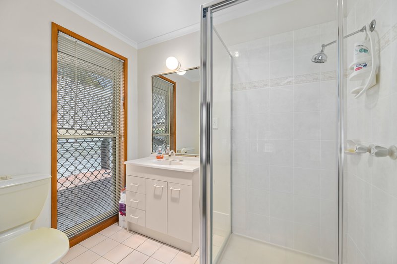 Photo - 6 Brolgaglen Close, Ferny Grove QLD 4055 - Image 7