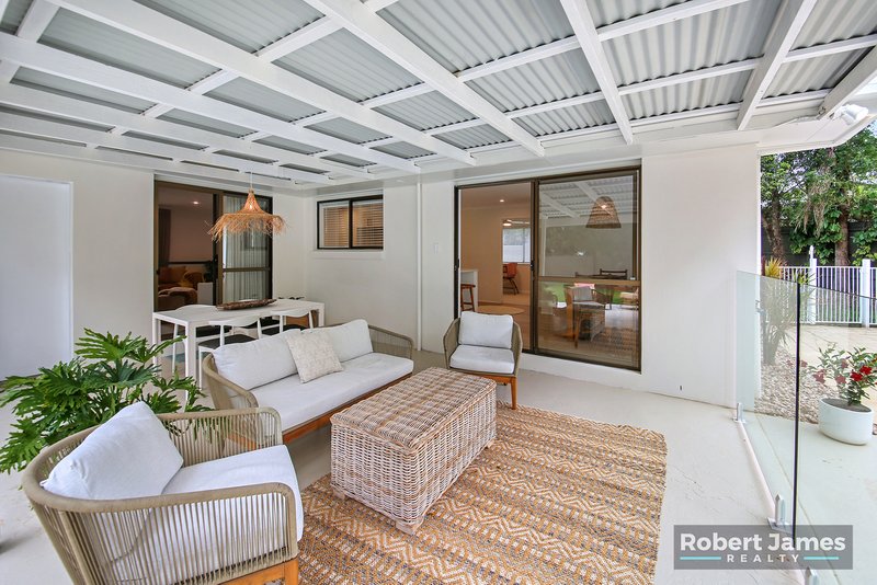 Photo - 6 Bromley Court, Tewantin QLD 4565 - Image 9