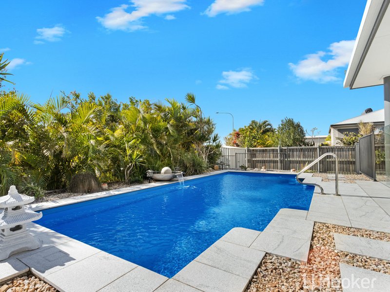 Photo - 6 Bronte Place, Urraween QLD 4655 - Image 16