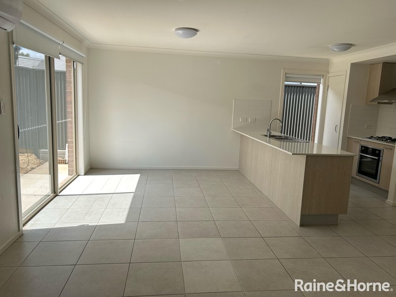 Photo - 6 Brookfield Street, Blakeview SA 5114 - Image 13