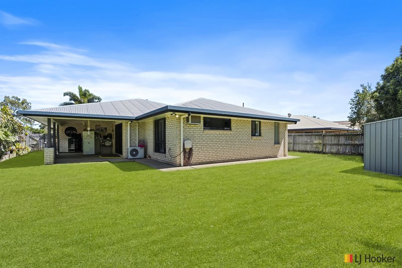 Photo - 6 Brookside Avenue, Norman Gardens QLD 4701 - Image 2