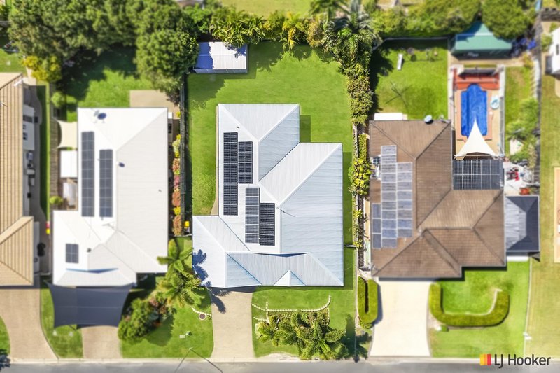 Photo - 6 Brookside Avenue, Norman Gardens QLD 4701 - Image 15