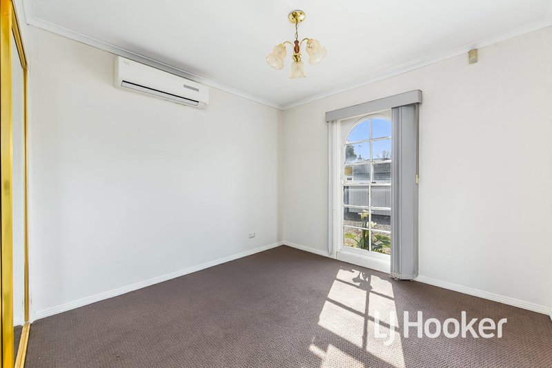 Photo - 6 Bruce Street, Cranbourne VIC 3977 - Image 10